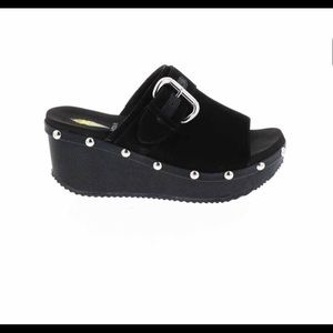 Volatile Renfro Black slides Buckle NIB 9
